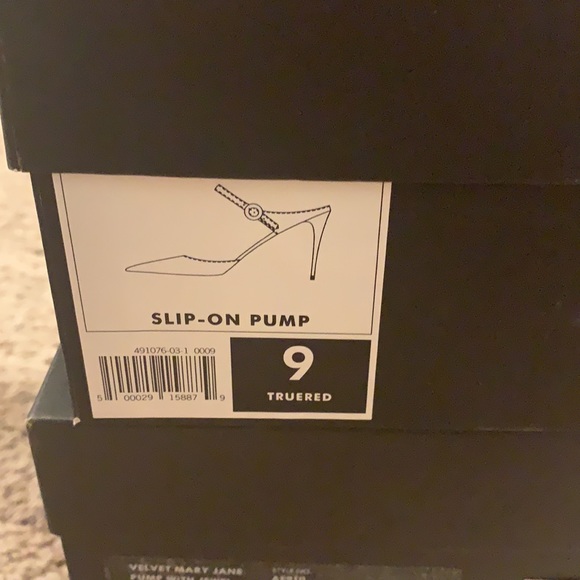 NWB Banana Republic Red Slip On Mule Pump Heel Holiday Shoe Sz 9 - Picture 4 of 14